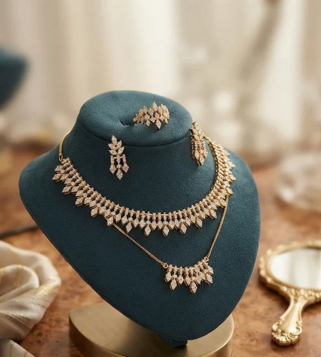 Golden Leaf Jewelry Set
