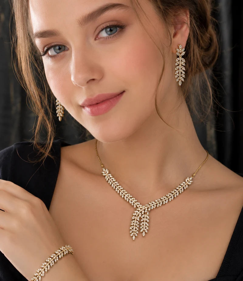 Golden Laurel Jewelry Set